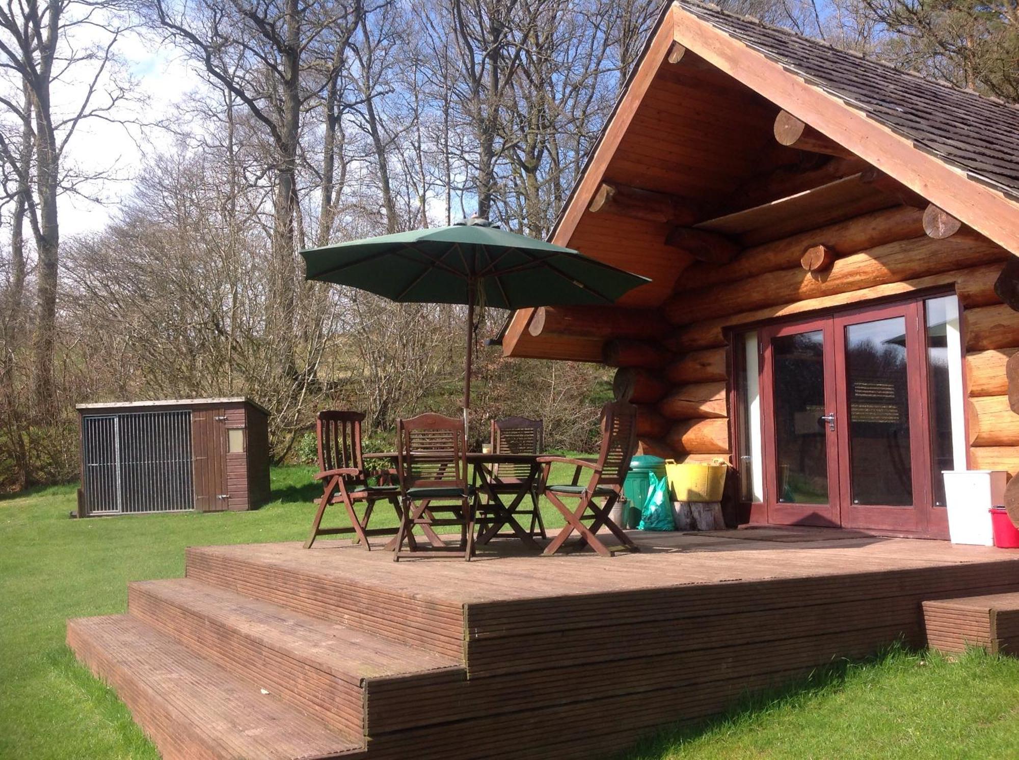 Lyne View, Log Lodge *